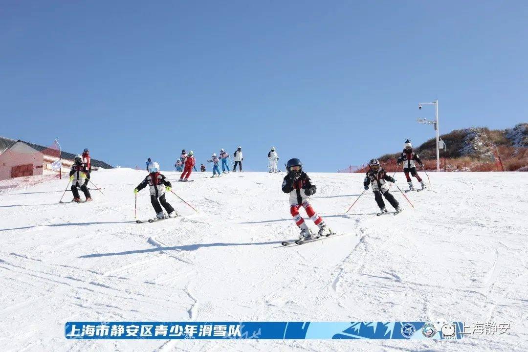 冰雪热遇上中国年，圈粉中外游客的独特魅力