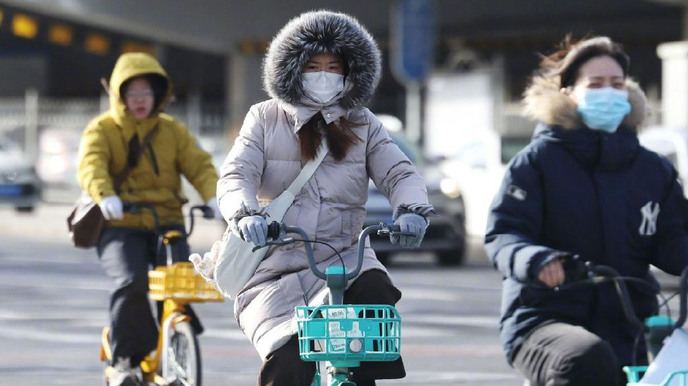 一、爆款标题关于蛇年首场寒潮来袭